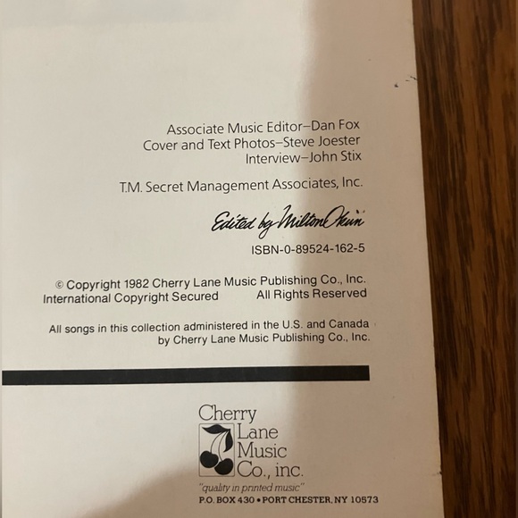 Judas Priest 1982 Rare Sheet Music Book 104 pages - Picture 3 of 11